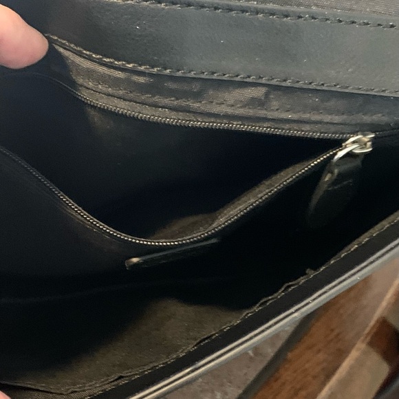 ❤️CHAPS Small Faux Leather CROSS-BODY Purse Hand Bag w Floral Print 10.5x7x2 " - Picture 4 of 10